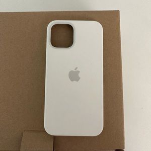 iPhone 12 Maga safe case